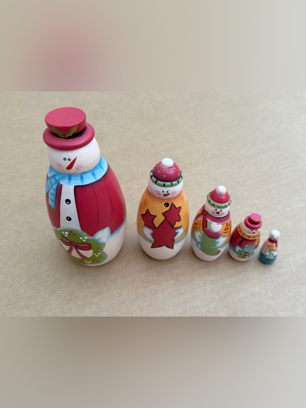 Christmas Snowman Wooden Nesting Dolls Set of 5 Hand Painted 6.5”